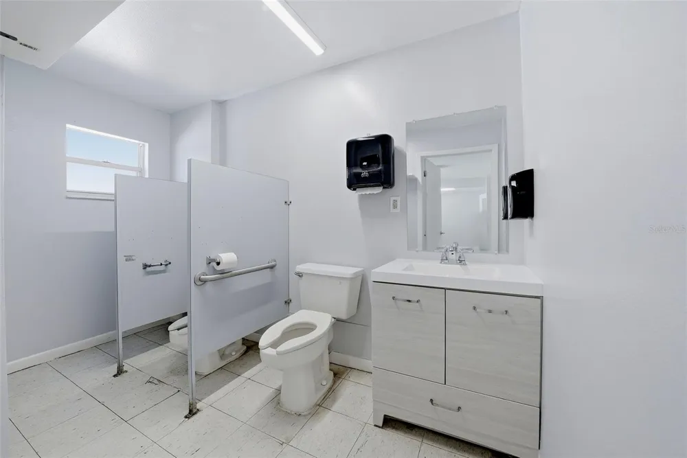 2886 WHITNEY ROAD Clearwater, FL 33760