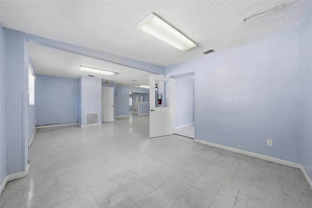 2886 WHITNEY ROAD Clearwater, FL 33760