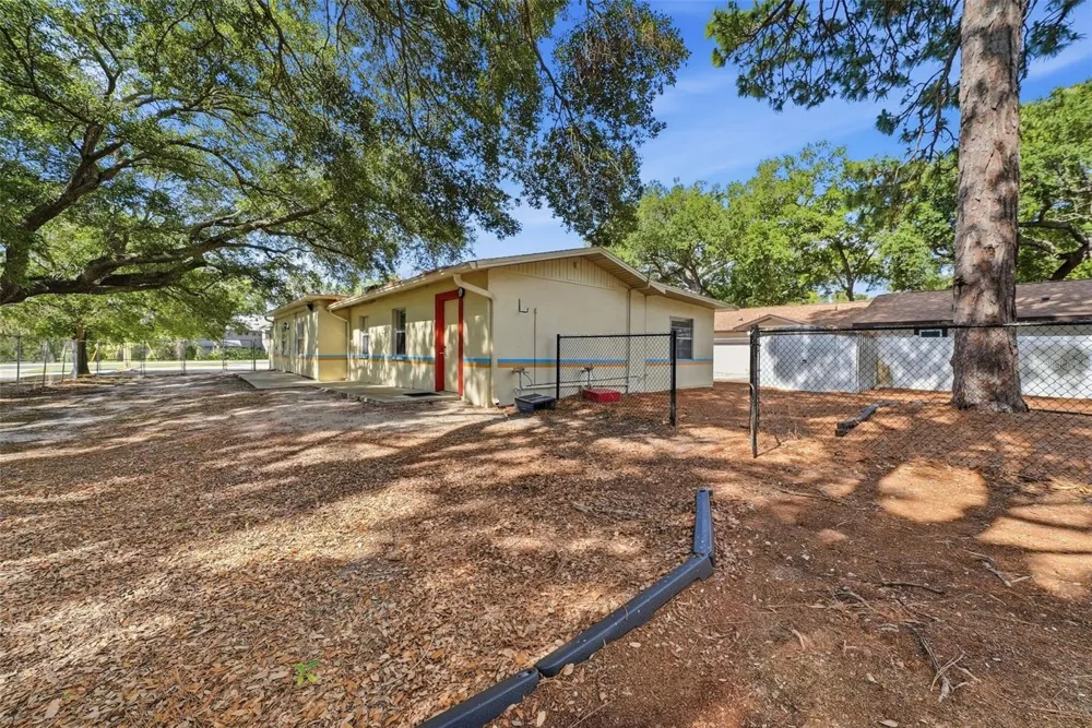 2886 WHITNEY ROAD Clearwater, FL 33760