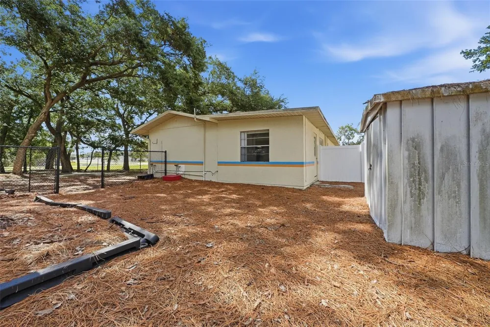 2886 WHITNEY ROAD Clearwater, FL 33760