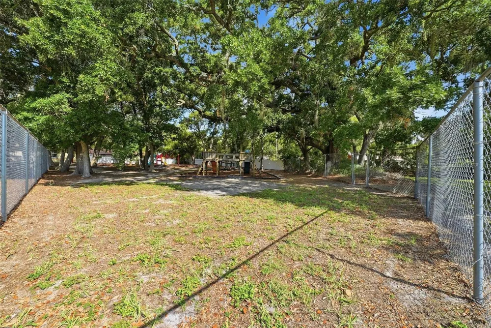 2886 WHITNEY ROAD Clearwater, FL 33760