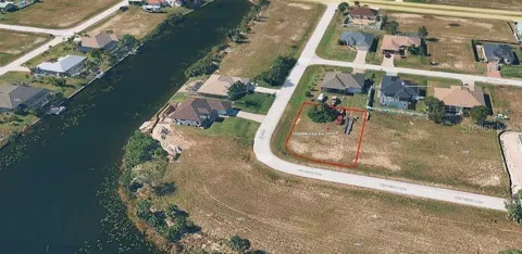 33 NW 15TH TERRACE