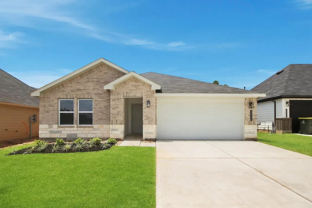 3911 Grizzly Bear Pass Conroe, TX 77303