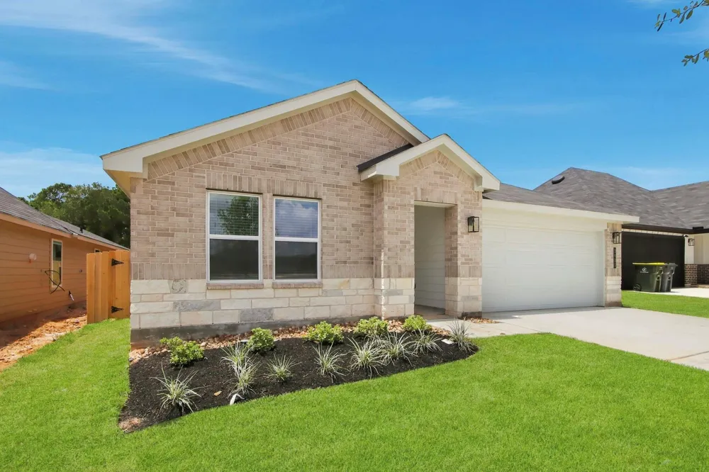 3911 Grizzly Bear Pass Conroe, TX 77303