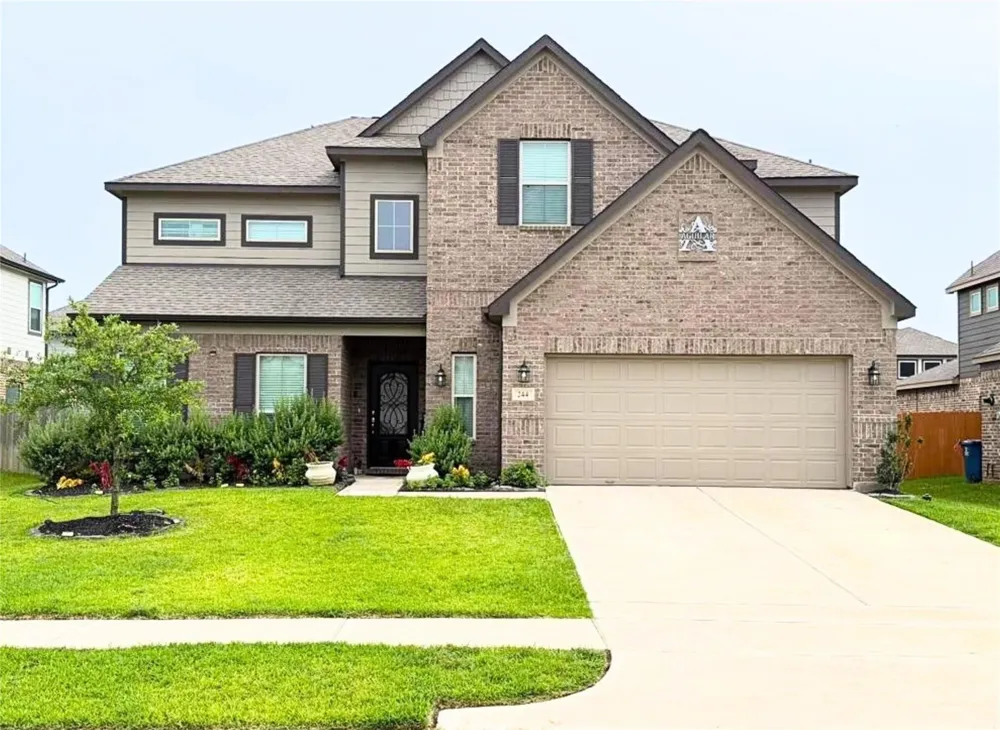 244 Upland Drive Waller, TX 77484