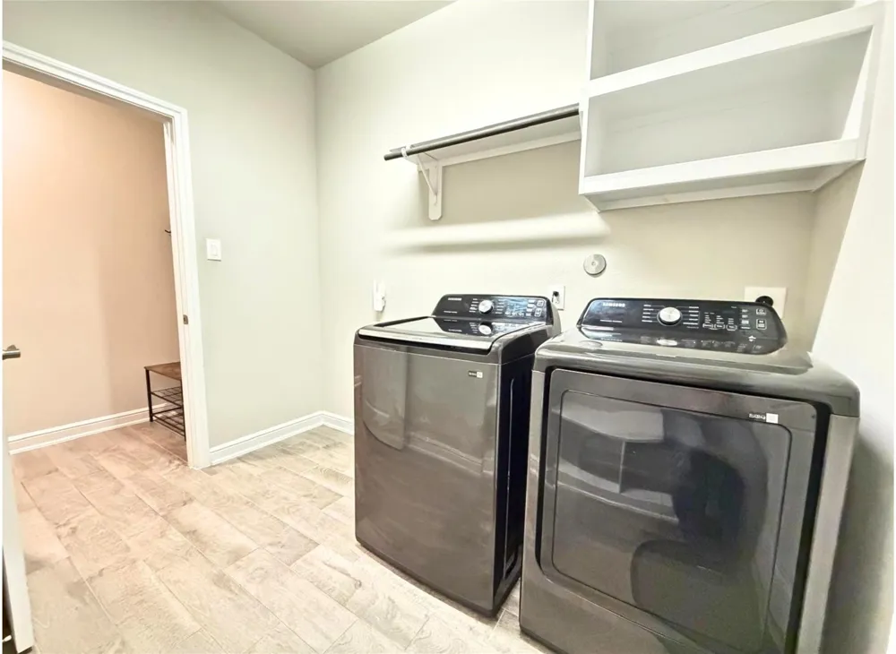 244 Upland Drive Waller, TX 77484
