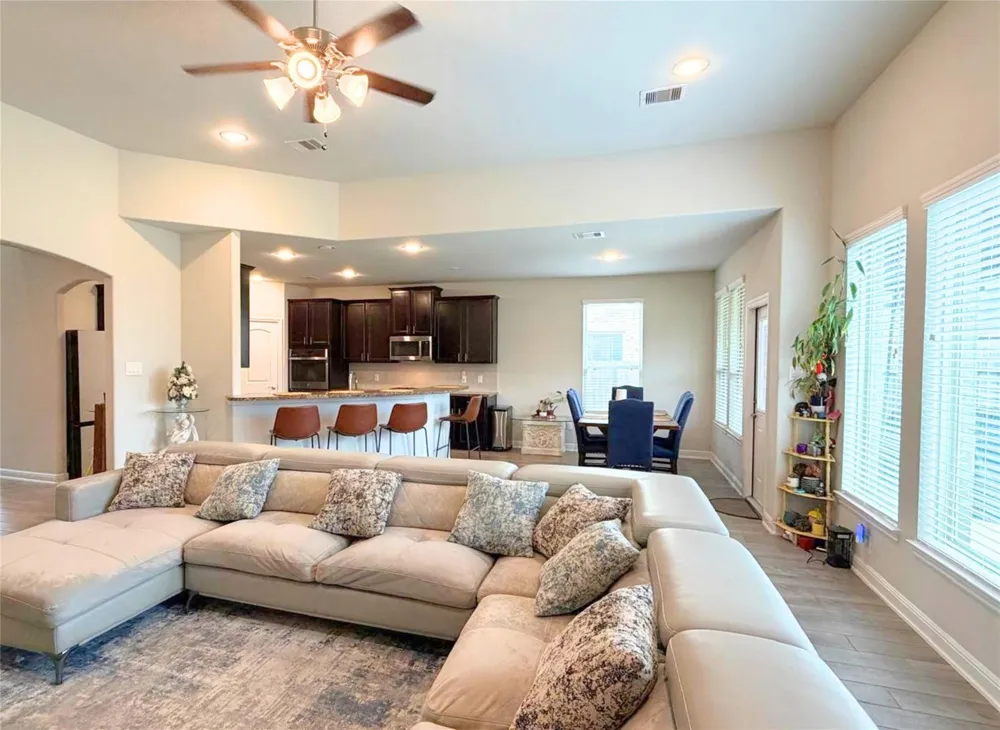 244 Upland Drive Waller, TX 77484