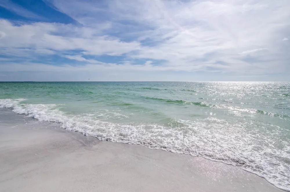 552 PLAZA SEVILLE COURT #97 Treasure Island, FL 33706