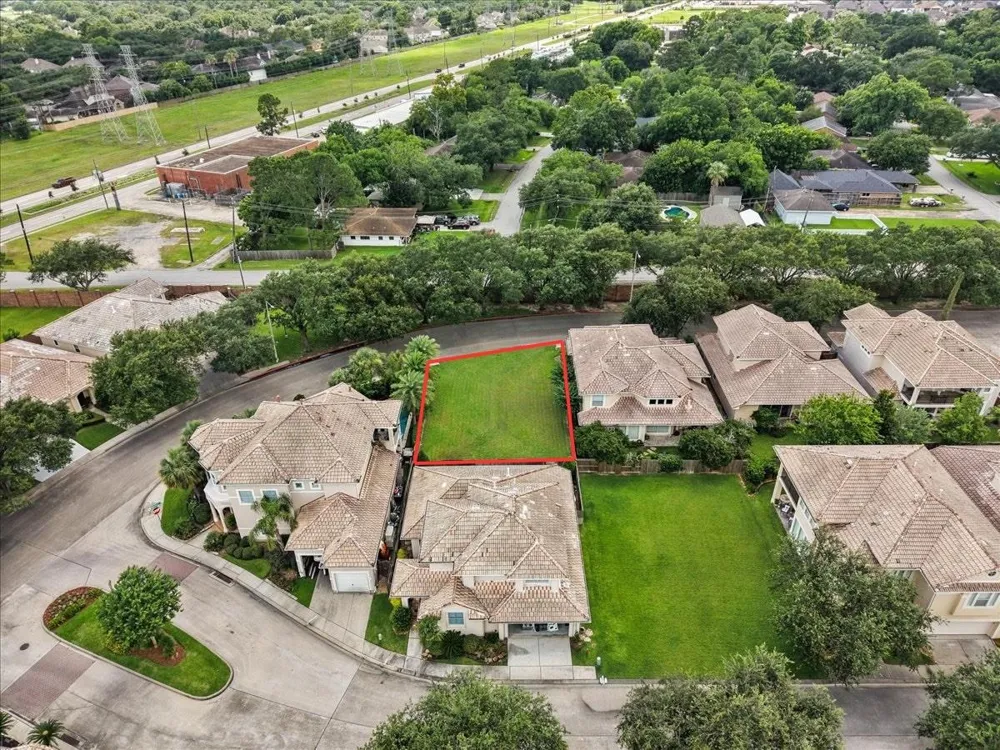 403 Waterford Way Kemah, TX 77565