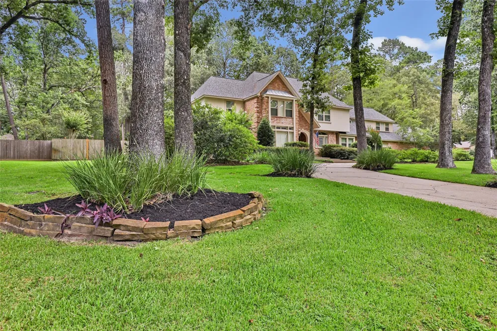 2515 Kings Forest Drive Kingwood, TX 77339