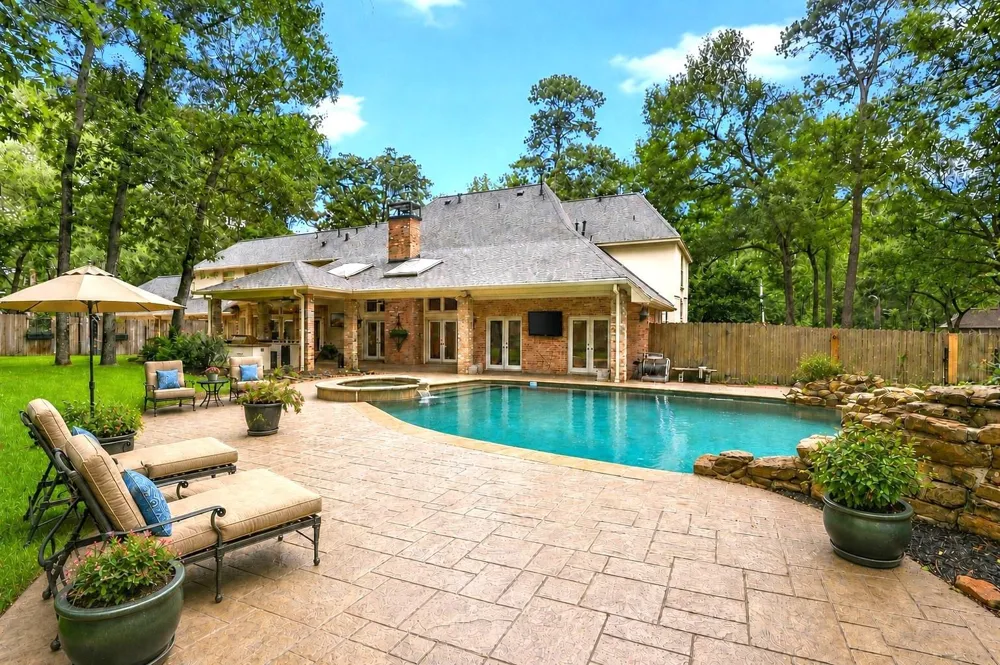 2515 Kings Forest Drive Kingwood, TX 77339