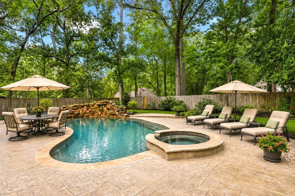 2515 Kings Forest Drive Kingwood, TX 77339
