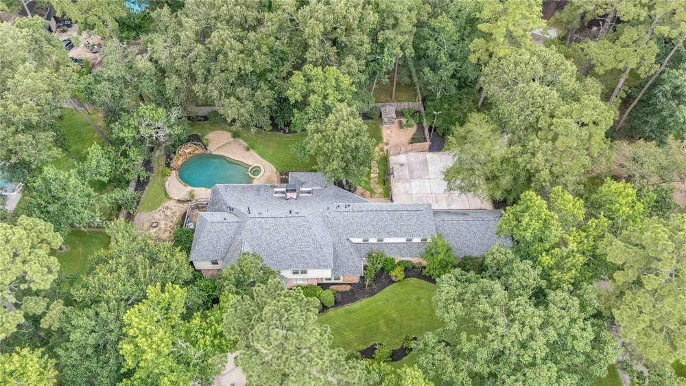 2515 Kings Forest Drive Kingwood, TX 77339