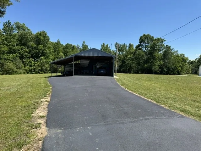479 Horseshoe Bend Rd Linden, TN 37096