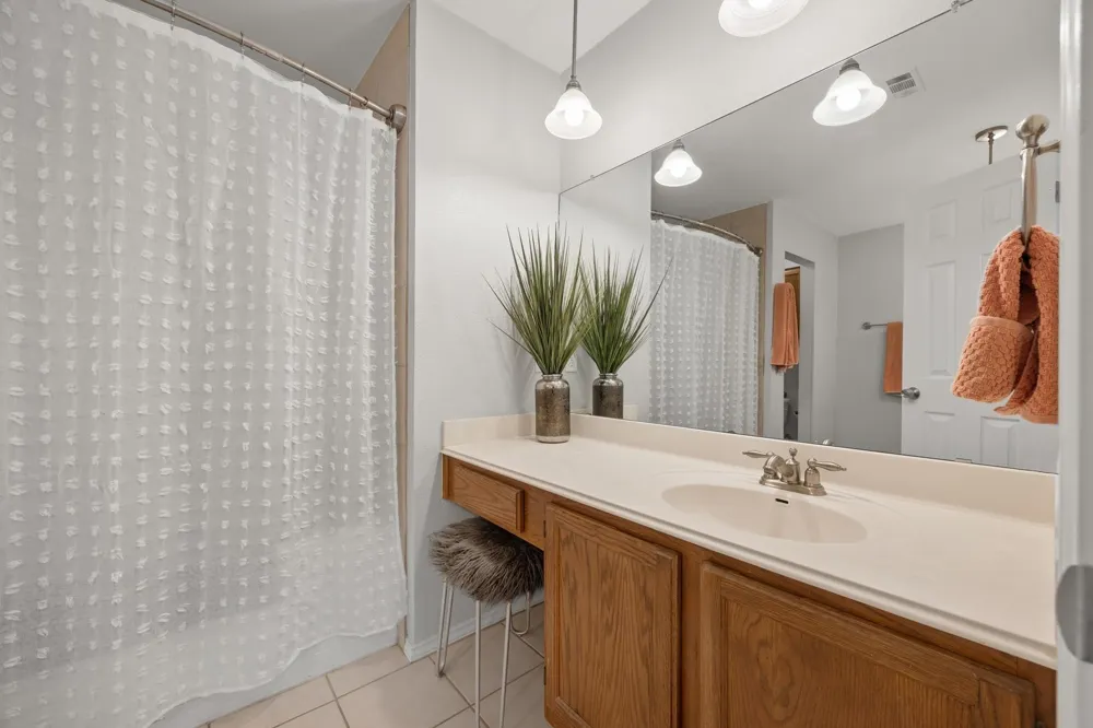 5921 Avery Island Avenue Austin, TX 78727