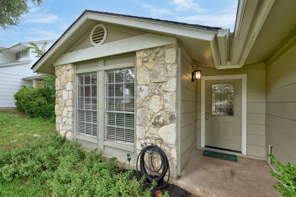 5921 Avery Island Avenue Austin, TX 78727