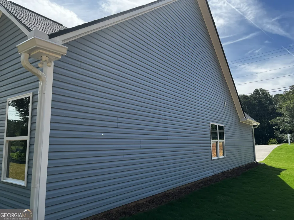 1956 Cochran Ridge RD Hiram, GA 30141
