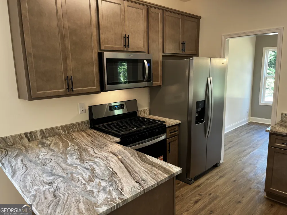 1956 Cochran Ridge RD Hiram, GA 30141