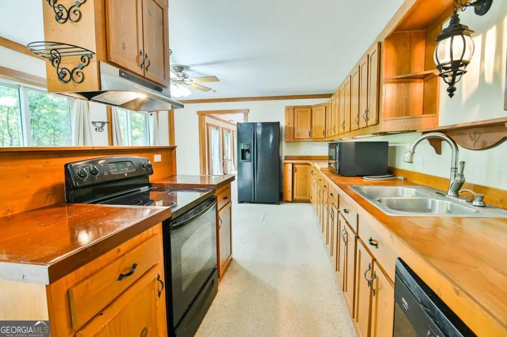 1163 Nickville RD Elberton, GA 30635