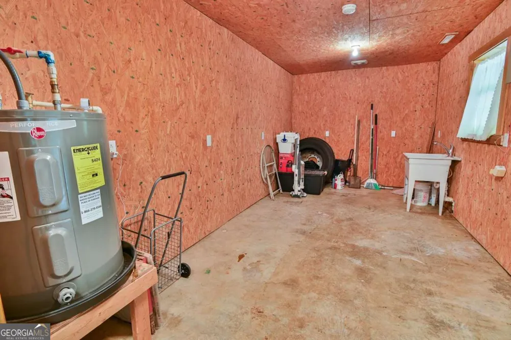 1163 Nickville RD Elberton, GA 30635