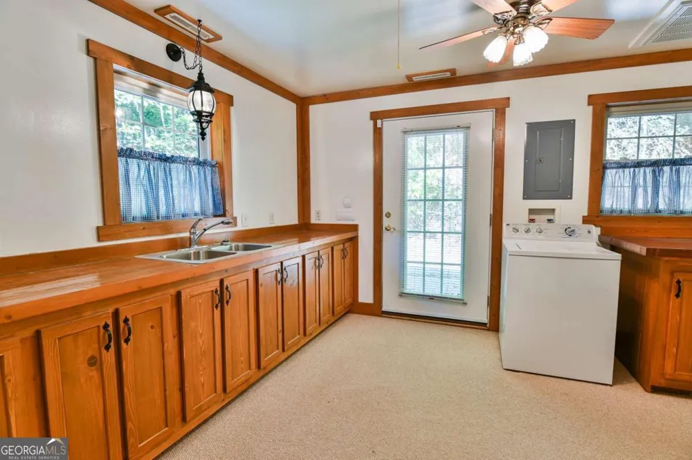 1163 Nickville RD Elberton, GA 30635