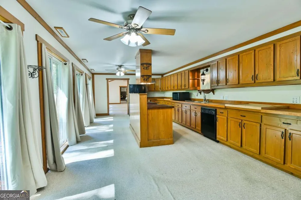 1163 Nickville RD Elberton, GA 30635
