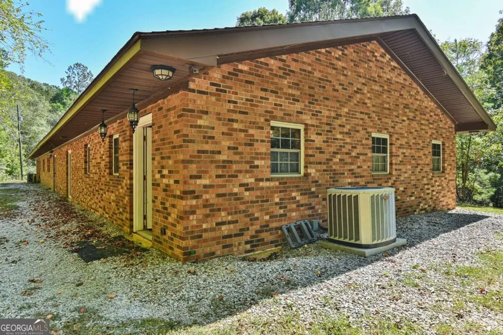 1163 Nickville RD Elberton, GA 30635