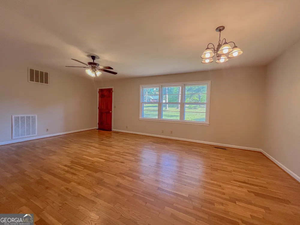307 Brookdale DR Dublin, GA 31021