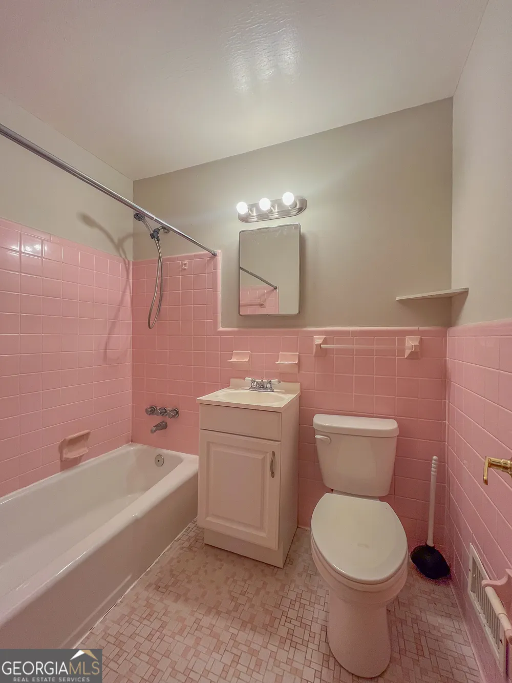 307 Brookdale DR Dublin, GA 31021