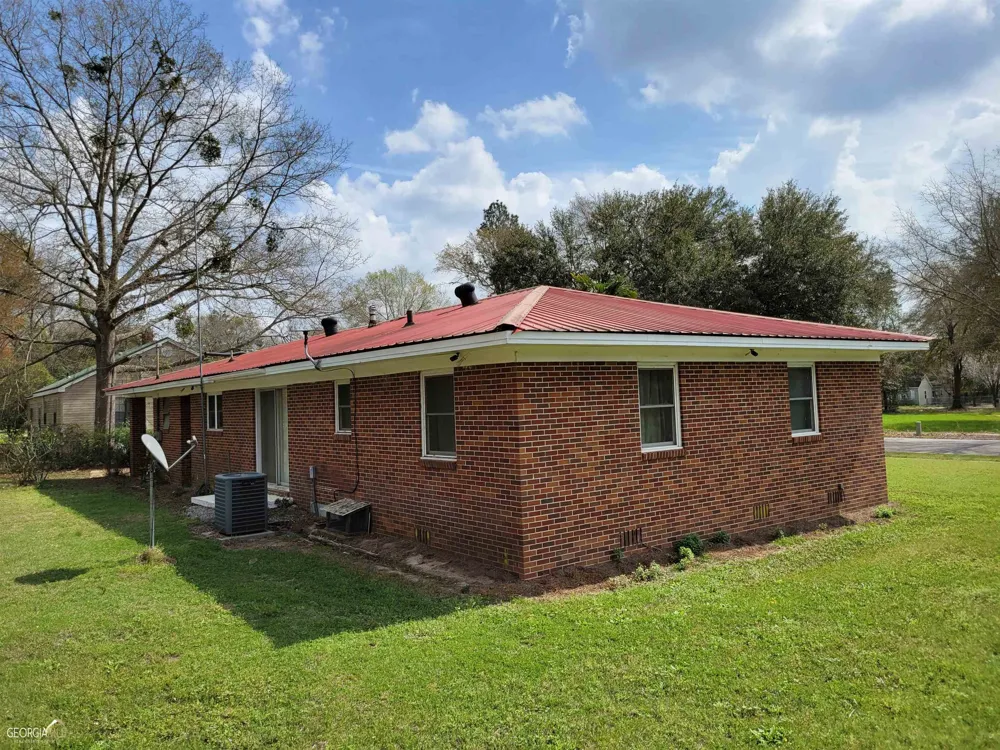 378 Mary ST Midville, GA 30441