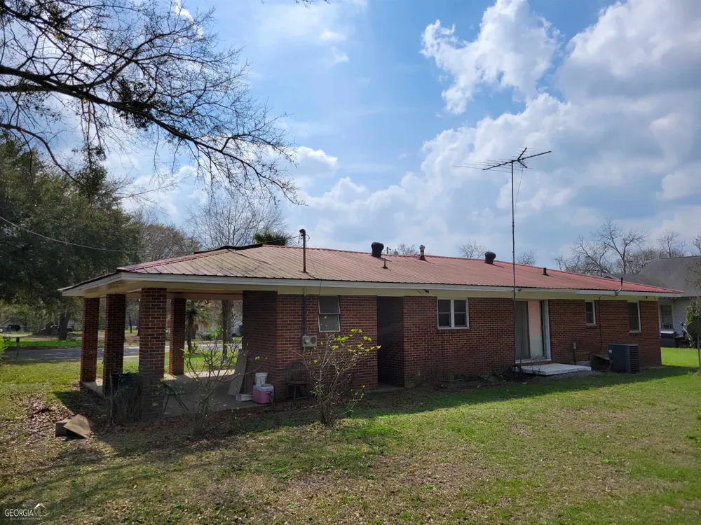 378 Mary ST Midville, GA 30441