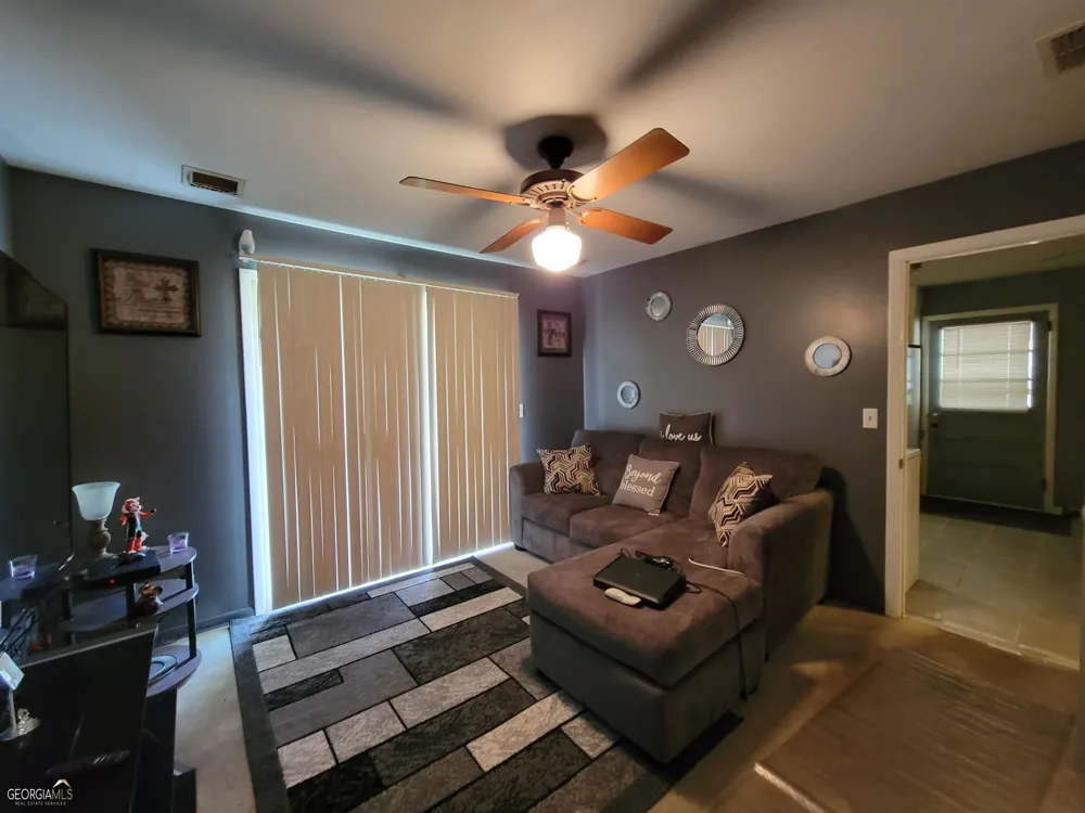 378 Mary ST Midville, GA 30441