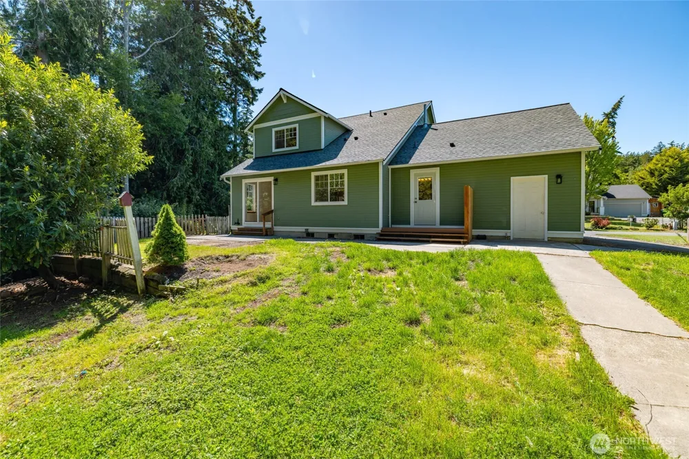 2609 C AVENUE Anacortes, WA 98221
