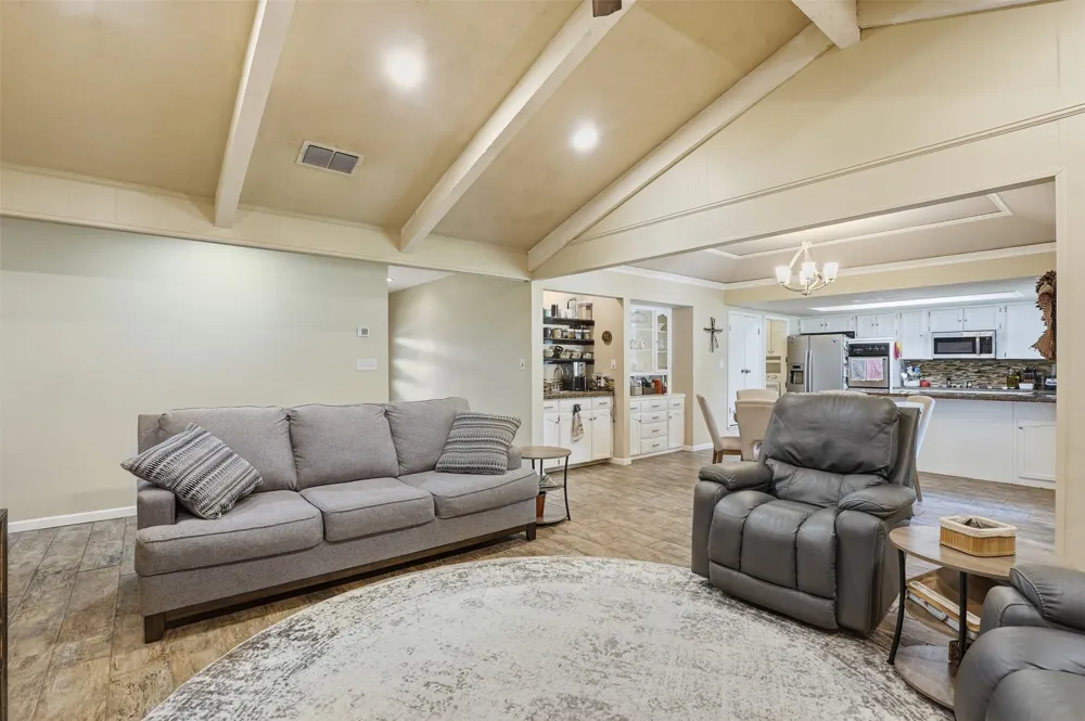 6514 Circo Drive De Cordova, TX 76049