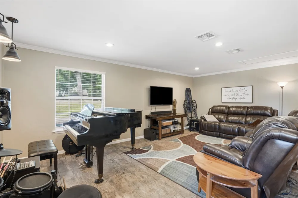 6514 Circo Drive De Cordova, TX 76049