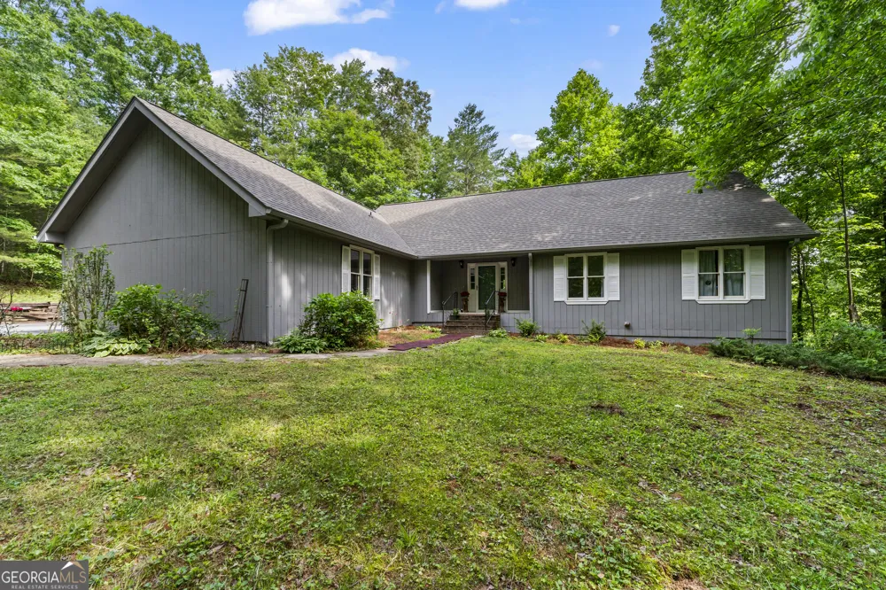 262 Patrick Ln Helen, GA 30545