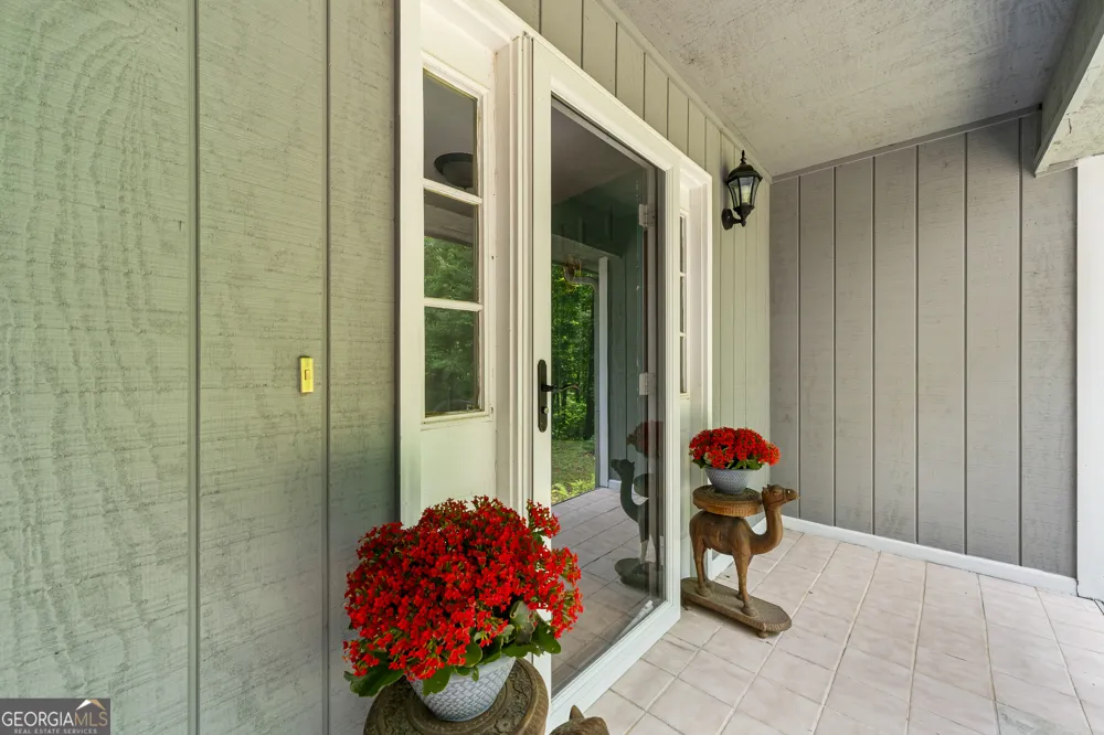 262 Patrick Ln Helen, GA 30545
