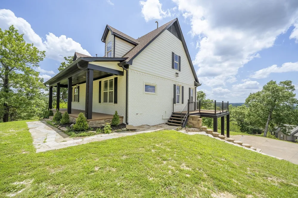 851 RIVERS EDGE DR Bath Springs, TN 38311