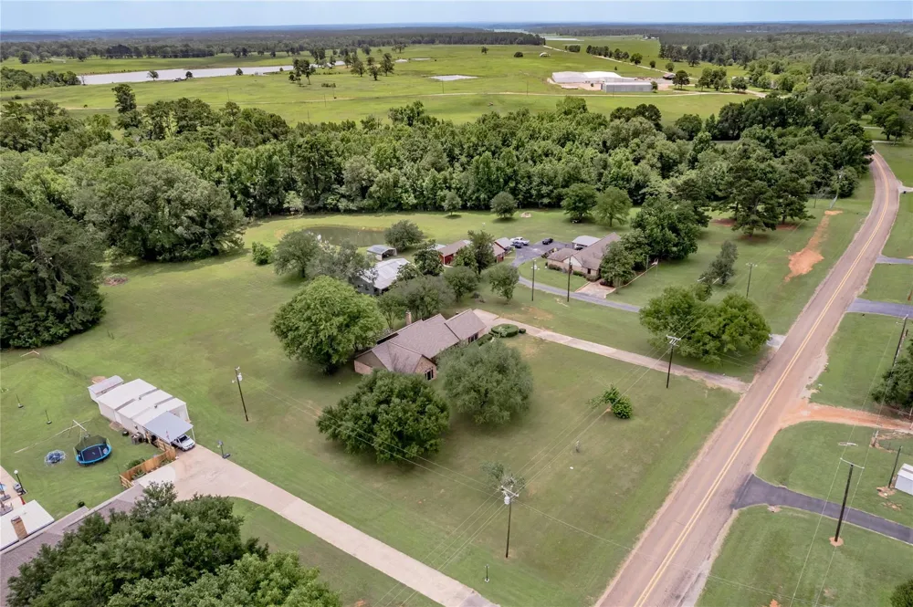 1215 Fm 2712 Crockett, TX 75835