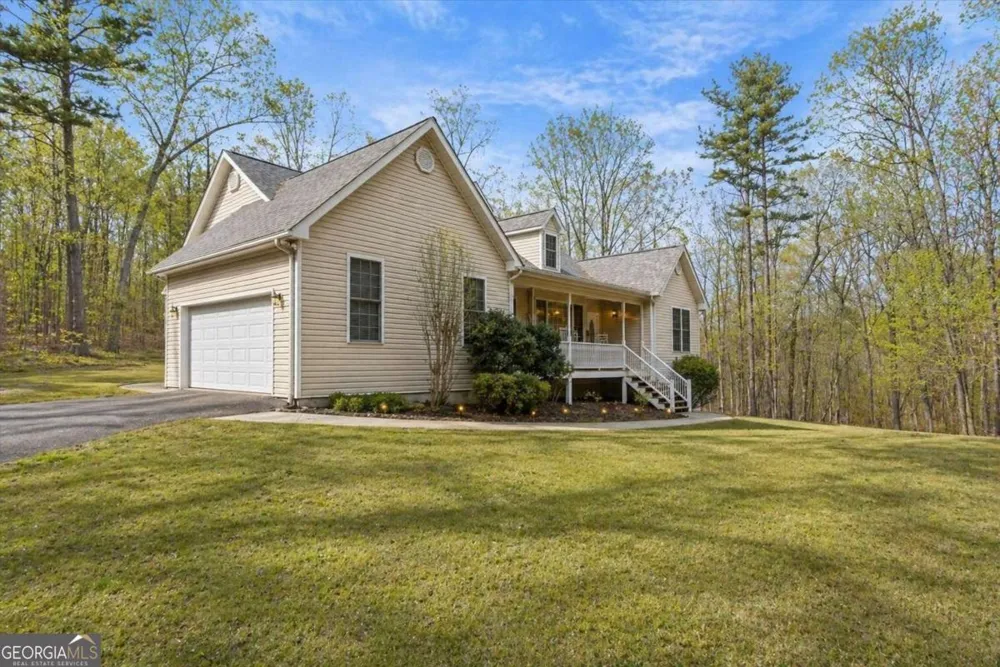 875 Knox Bridge HWY White, GA 30184