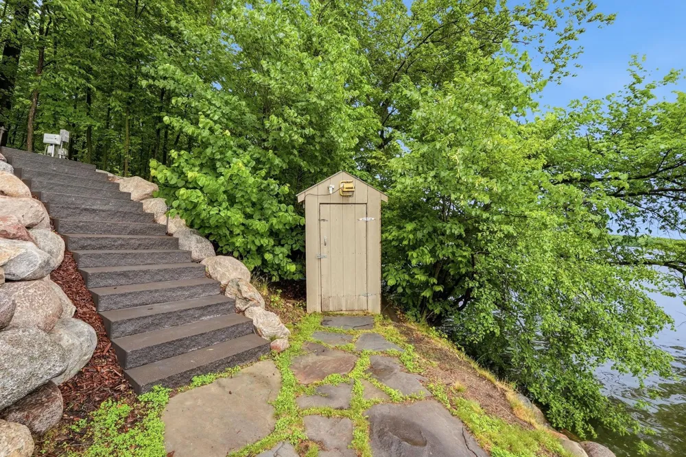 16984 County Road 96 SW Kensington, MN 56343
