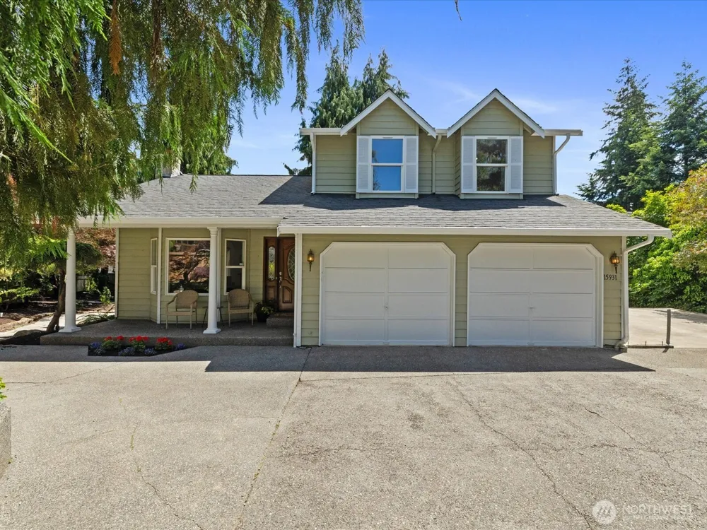 15931 2nd Place W Lynnwood, WA 98087