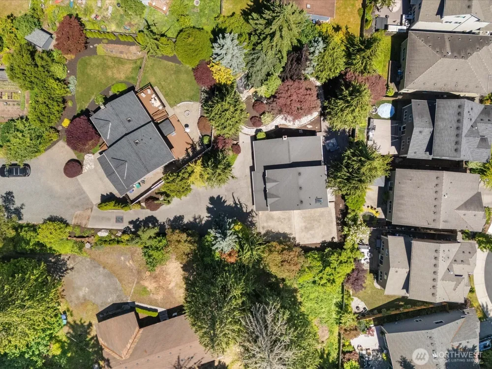 15931 2nd Place W Lynnwood, WA 98087