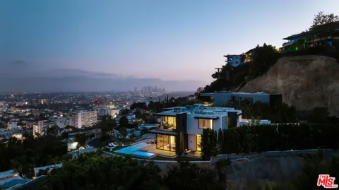 8366 Sunset View Drive