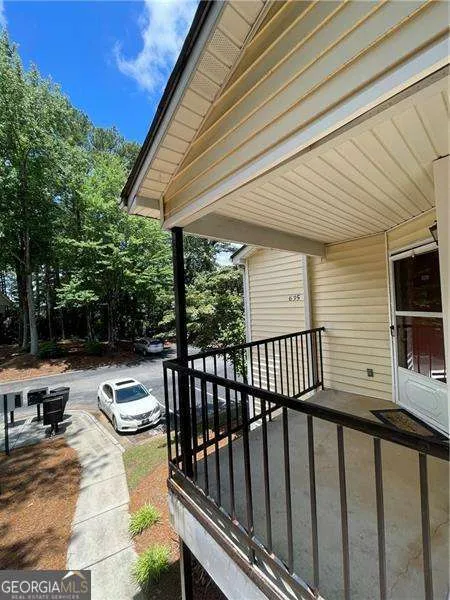 635 Windchase LN Stone Mountain, GA 30083