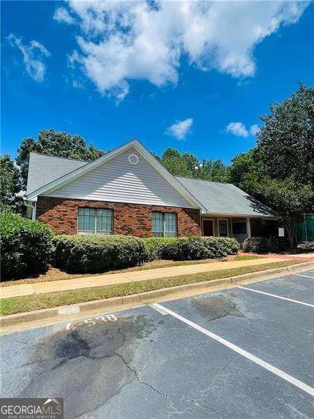 635 Windchase LN Stone Mountain, GA 30083