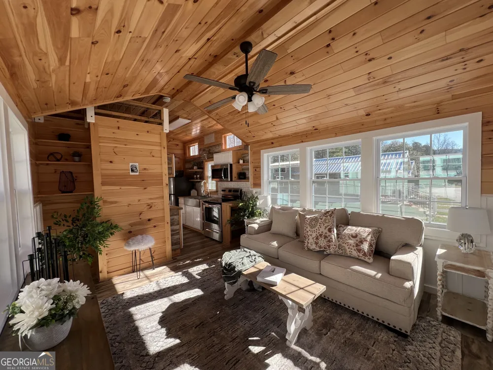 4960 Laurel Lodge #41 RD Clarkesville, GA 30523