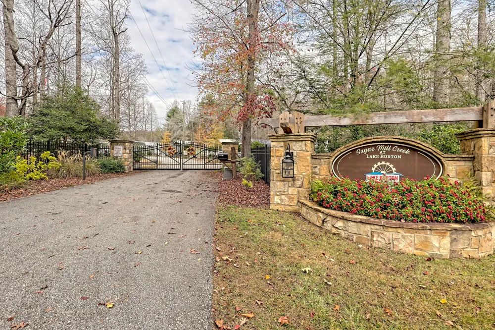 4960 Laurel Lodge #41 RD Clarkesville, GA 30523