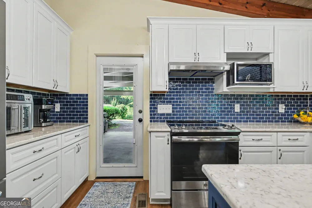 81 Starling Hill LN Clayton, GA 30525