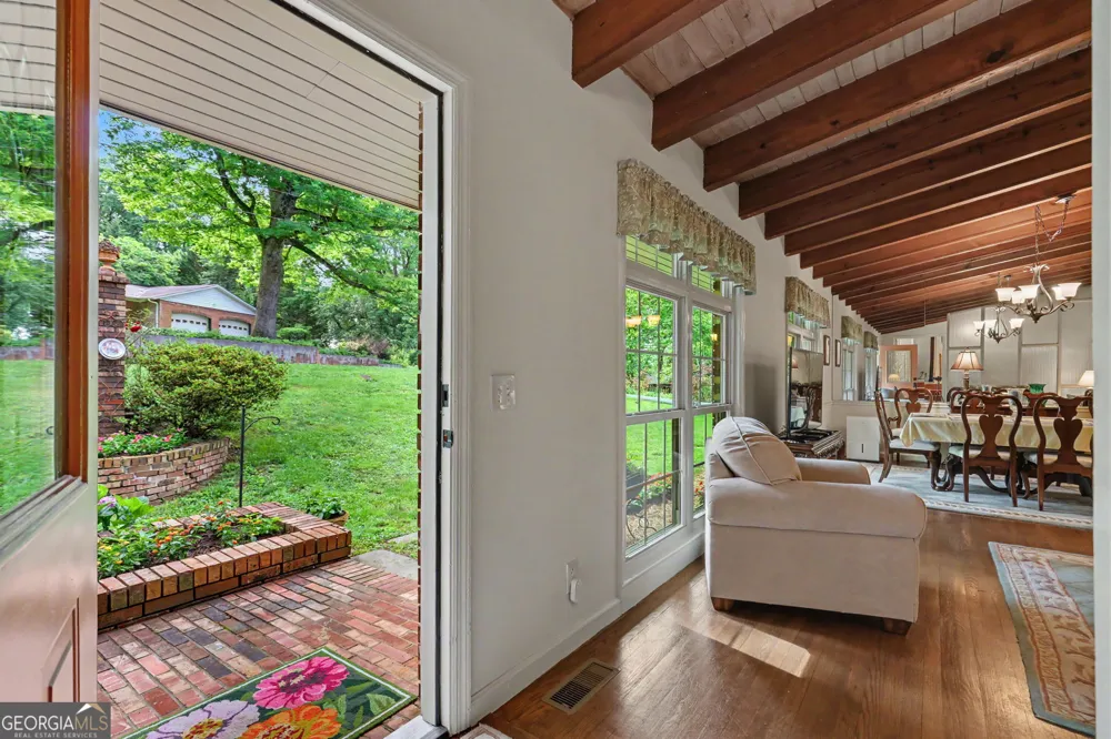 81 Starling Hill LN Clayton, GA 30525